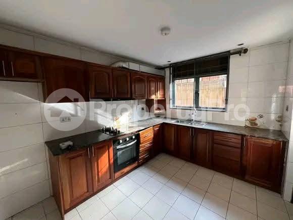 2 bedroom Apartment for rent Kilombe road  Makindye Kampala Central - 7