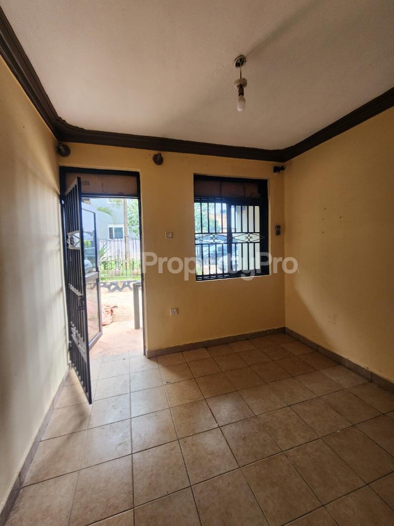 2 bedroom Apartment for rent Kilombe road  Makindye Kampala Central - 2