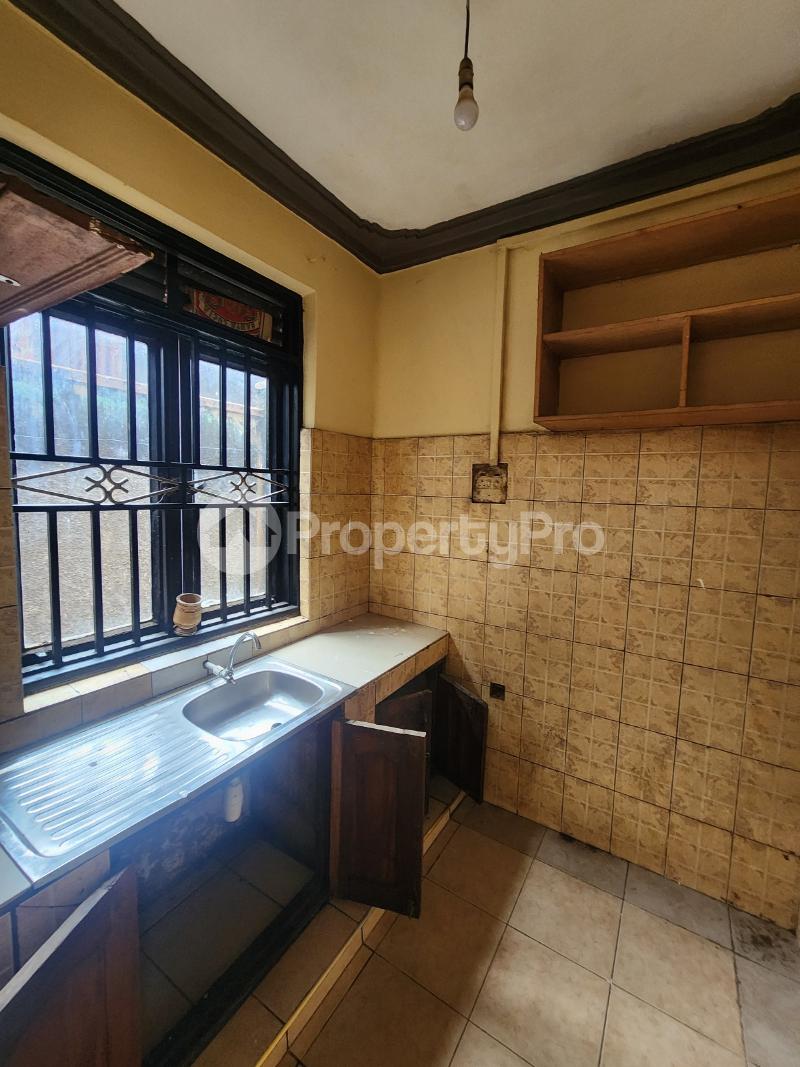 2 bedroom Apartment for rent Kilombe road  Makindye Kampala Central - 1