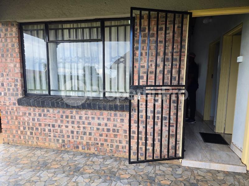 2 bedroom Farm & Agricultural land Land for sale Ntabazinduna , Along Harare Road Bulawayo North Bulawayo - 14