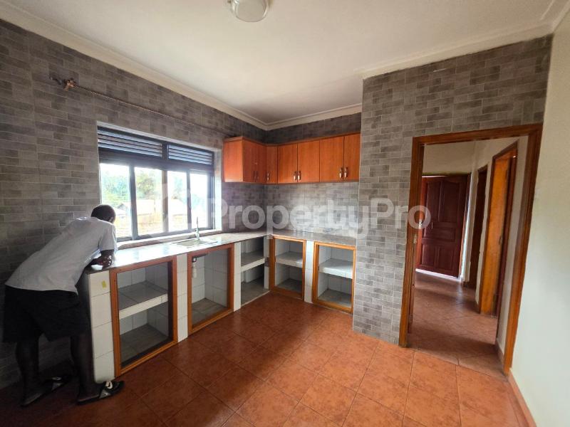 2 bedroom Apartment Block Apartment for rent ntinda road Kampala Central - 7