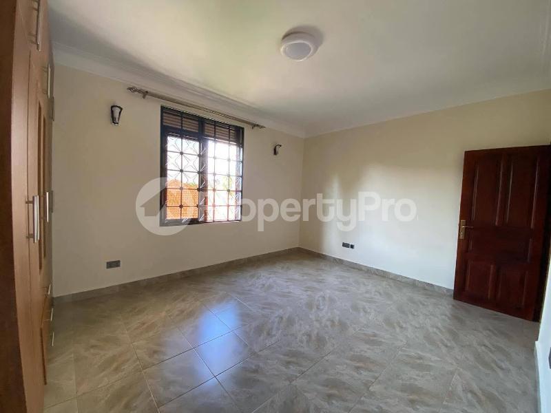 3 bedroom Apartment Block Apartment for rent ntinda road Kampala Central - 3