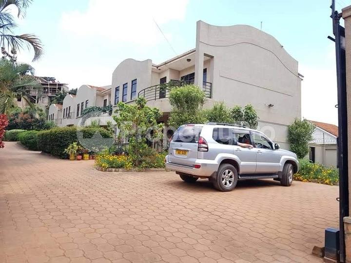 3 bedroom Apartment Block Apartment for rent ntinda road Kampala Central - 3