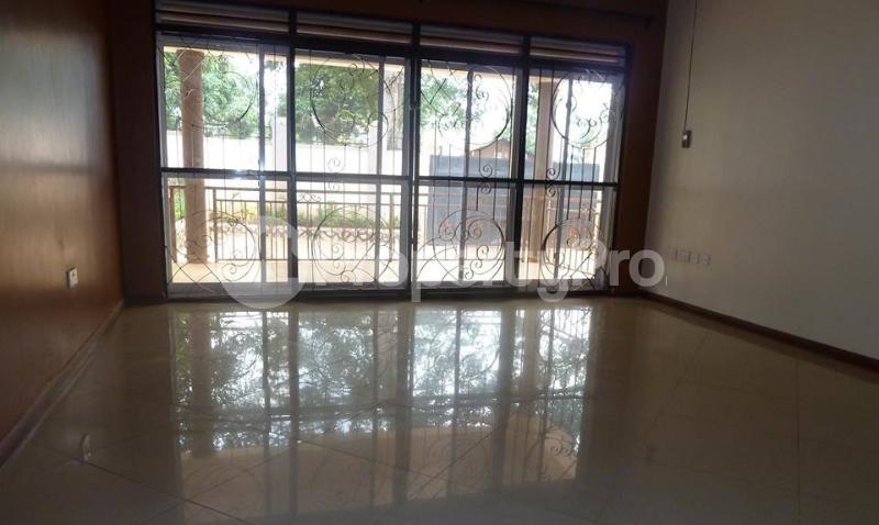 4 bedroom Bungalow Apartment for rent Ntinda road Kampala Central Kampala Central - 3