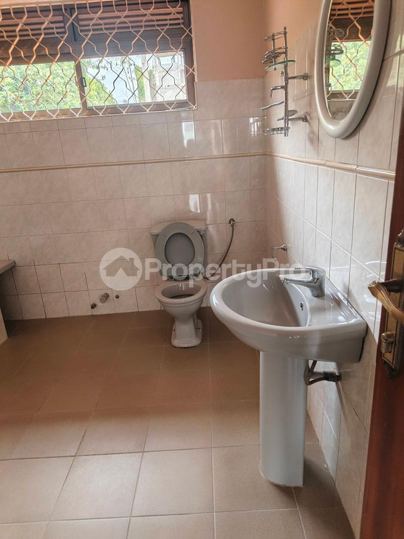 6 bedroom Apartment Block Apartment for rent ntinda road Kampala Central - 11