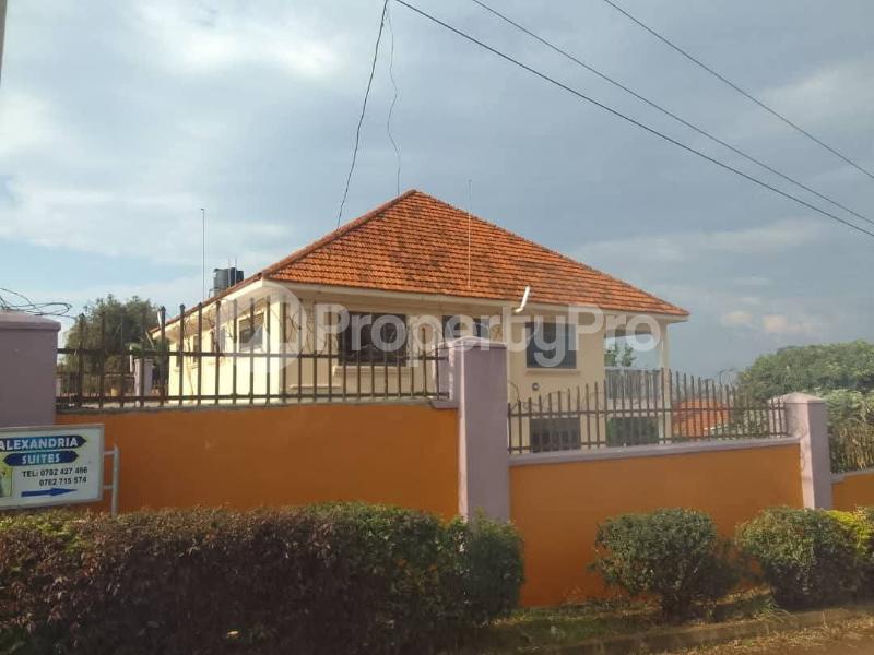 6 bedroom Apartment Block Apartment for rent Ntinda road  Kampala Central - 16