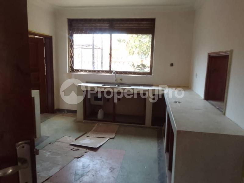 6 bedroom Apartment Block Apartment for rent Ntinda road  Kampala Central - 3