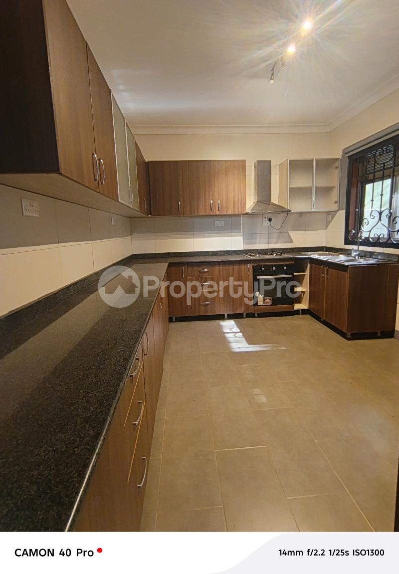 3 bedroom Apartment Block Apartment for rent Ntinda road  Kampala Central Kampala Central - 0