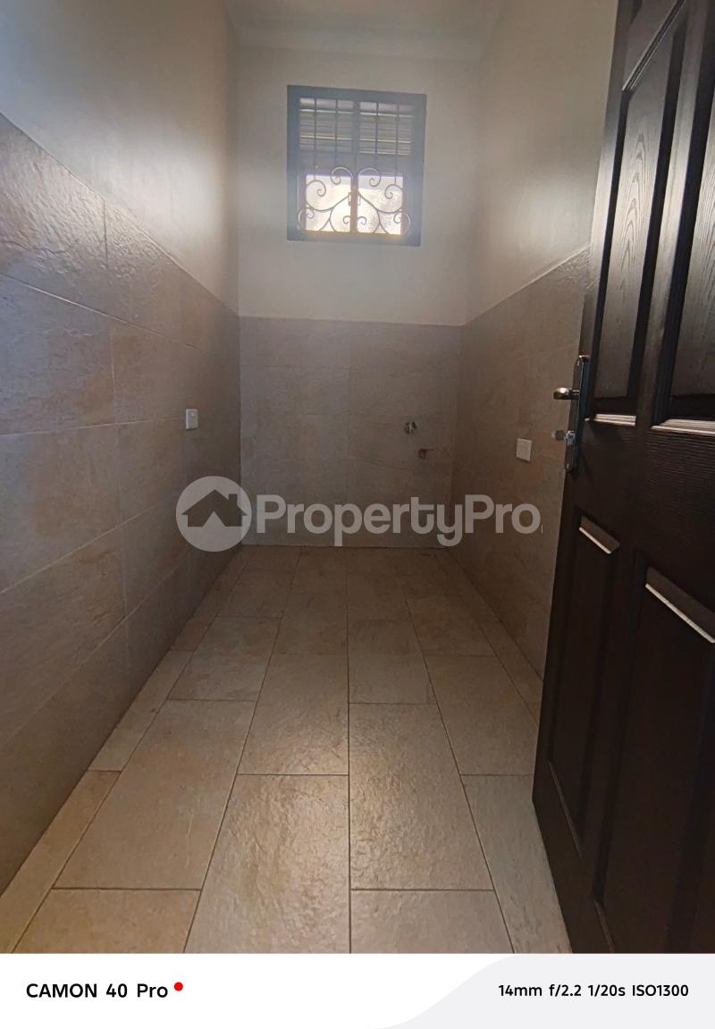 3 bedroom Apartment Block Apartment for rent Ntinda road  Kampala Central Kampala Central - 7