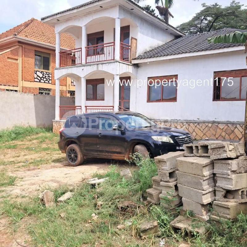 4 bedroom Villa for sale Namugongo town  Kira Wakiso Central - 4