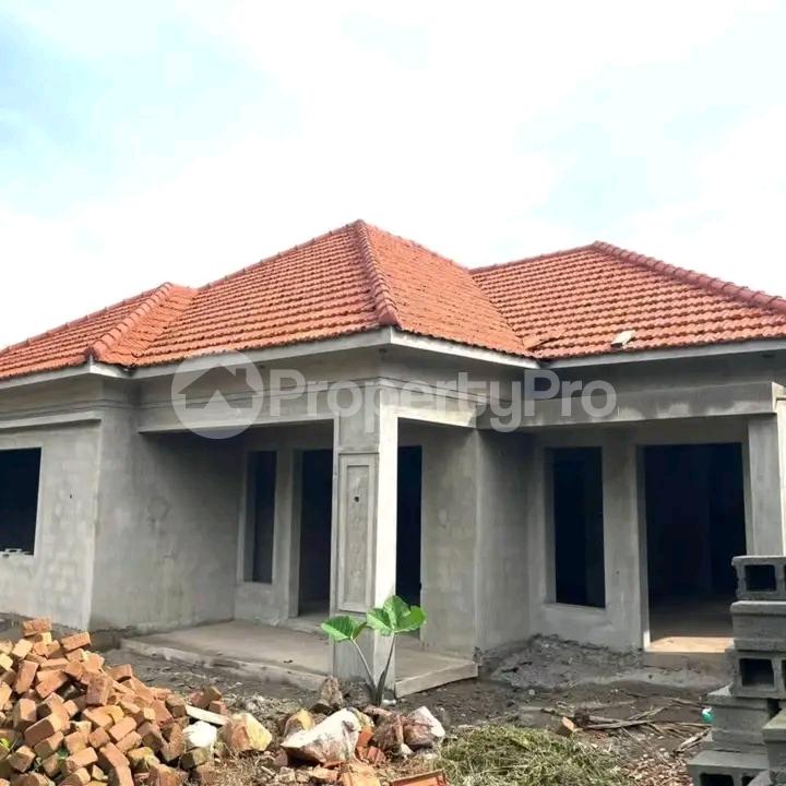 3 bedroom Bungalow Apartment for rent Kira mameritor  Kampala Central Kampala Central - 5