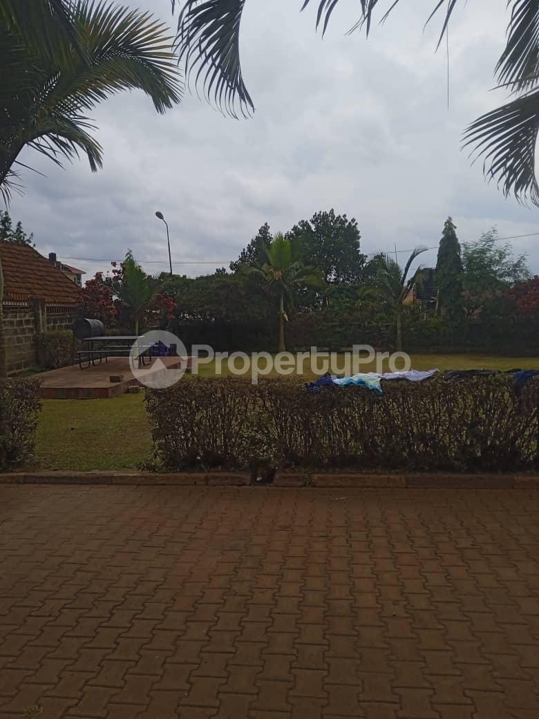 10 bedroom Commercial Property for rent just after the Community play ground.  Nabweru Wakiso Central - 17