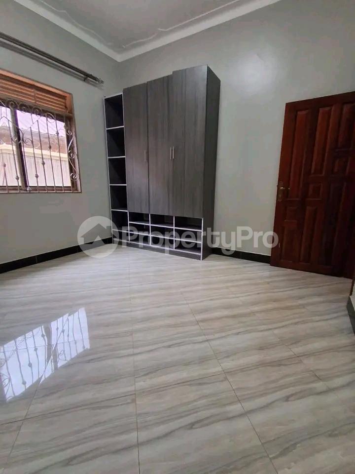 1 bedroom mini flat  Apartment for rent Kyaliwajjala road  Kampala Central Kampala Central - 2