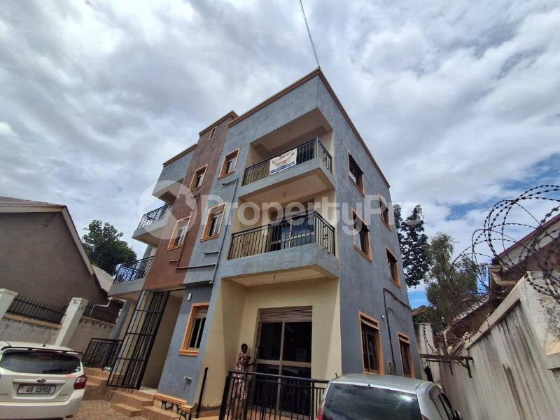 1 bedroom mini flat  Apartment Block Apartment for rent kyaliwajjala Wakiso Central - 4
