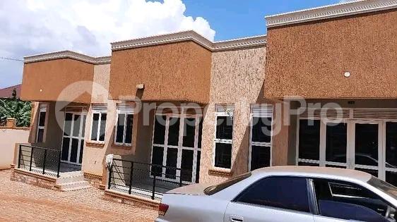 1 bedroom mini flat  Bungalow Apartment for rent Kyanja kisasi road Kisaasi Kampala Central - 4