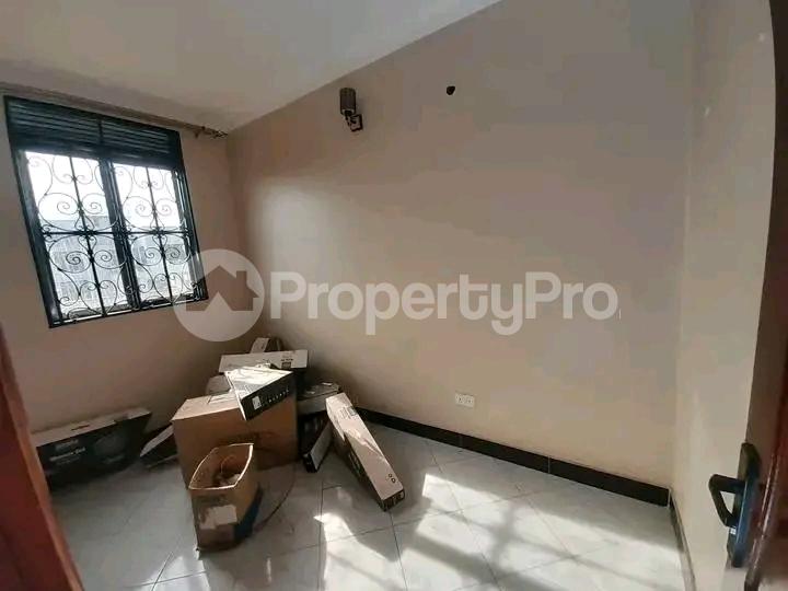 1 bedroom mini flat  Apartment Block Apartment for rent Ntinda bukoto road  Bukoto Kampala Central - 3