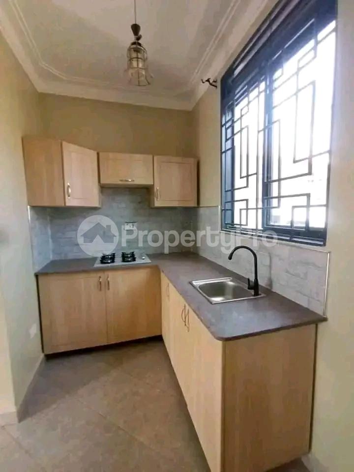 1 bedroom mini flat  Apartment Block Apartment for rent Busabala  Makindye Kampala Central - 6