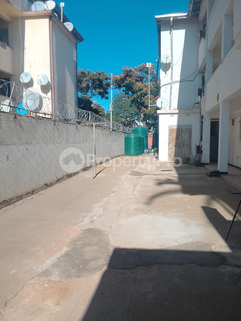 1 bedroom mini flat  Flats & Apartments for rent Seventh Street, Harare City Centre Harare CBD Harare - 2