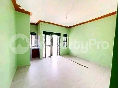 1 bedroom mini flat  Bungalow Apartment for rent Kasagati off Gayaza road  Gayaza Wakiso Central - 3