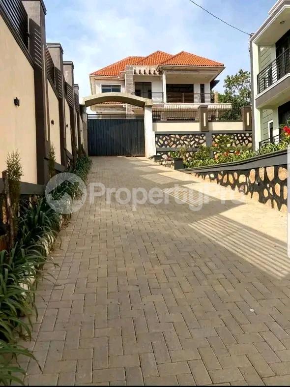 1 bedroom mini flat  Apartment Block Apartment for rent Kigo serina road Gabba Kampala Central - 6