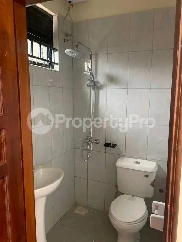 1 bedroom mini flat  Bungalow Apartment for rent Kyaliwajara Kira road  Kira Wakiso Central - 4