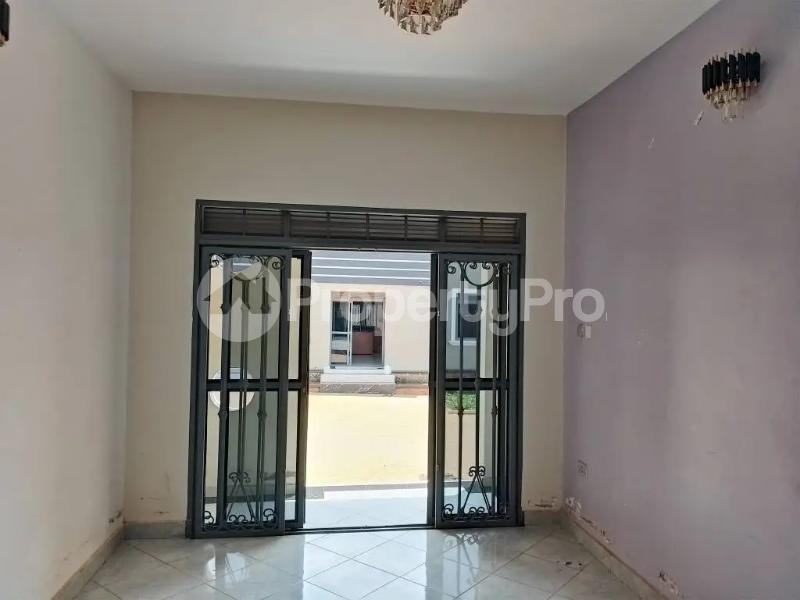 1 bedroom mini flat  Bungalow Apartment for rent Kyaliwajara Kira road  Kira Wakiso Central - 1