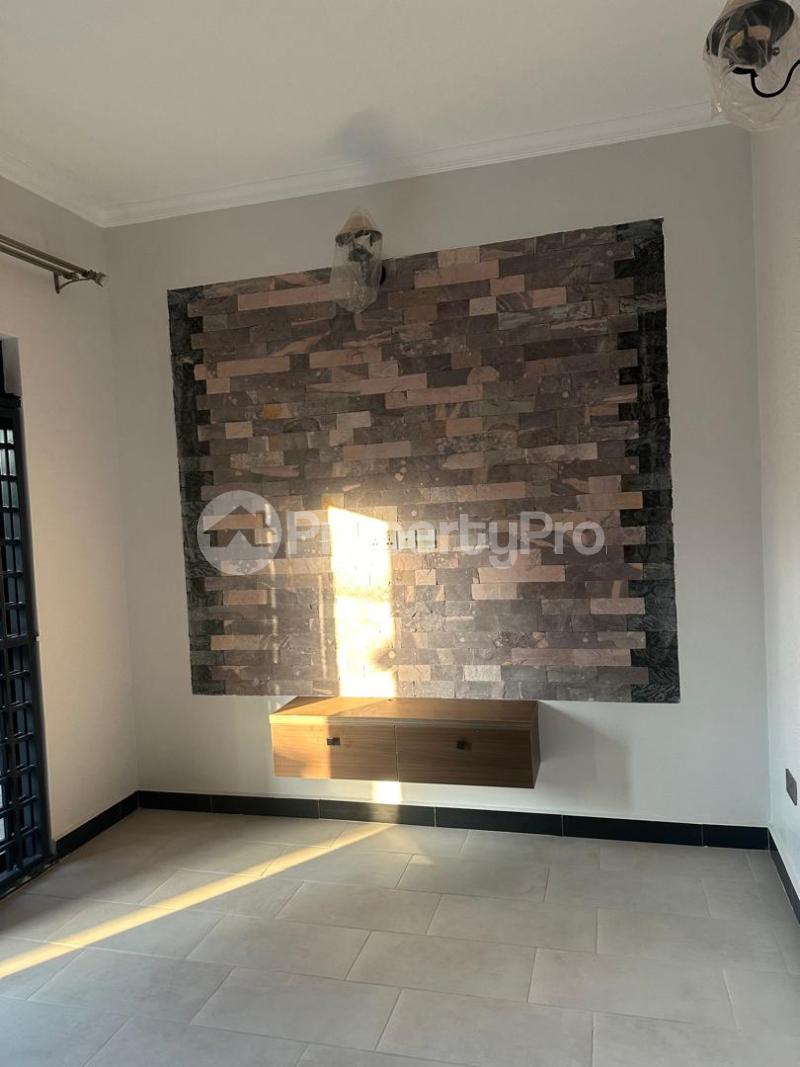 1 bedroom mini flat  Bungalow Apartment for rent Kumunana off gayaza road  Gayaza Wakiso Central - 3