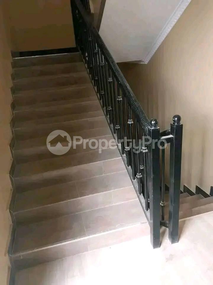 1 bedroom mini flat  Apartment Block Apartment for rent Mutungo road Kampala Central - 2