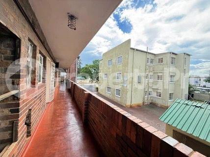 1 bedroom mini flat  Flats & Apartments for sale Cnr 4th & S Parirenyatwa Street Bulawayo  Bulawayo City Centre Bulawayo CBD, Industrial Bulawayo - 4