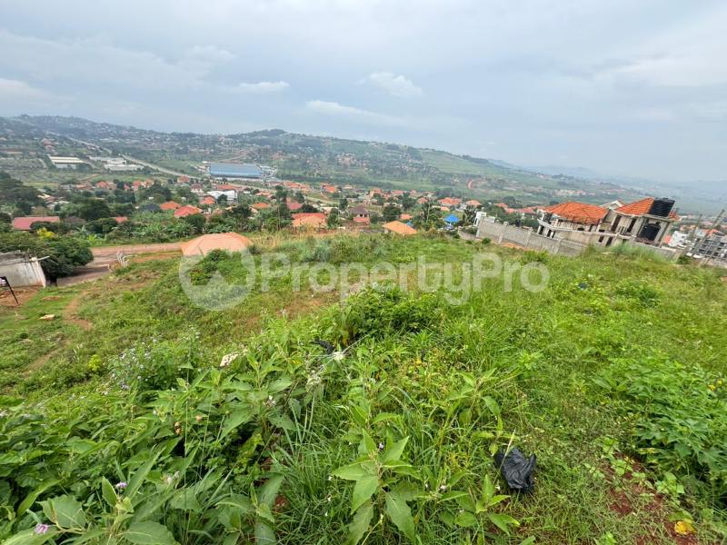Land for sale Bwebajja alright estate  Kampala Central Kampala Central - 1
