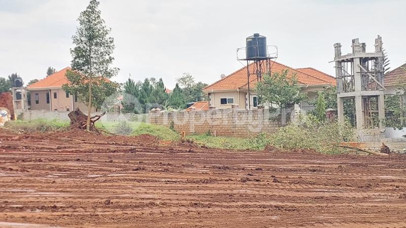 Land for sale Kira kitukutwe  Kira Wakiso Central - 0