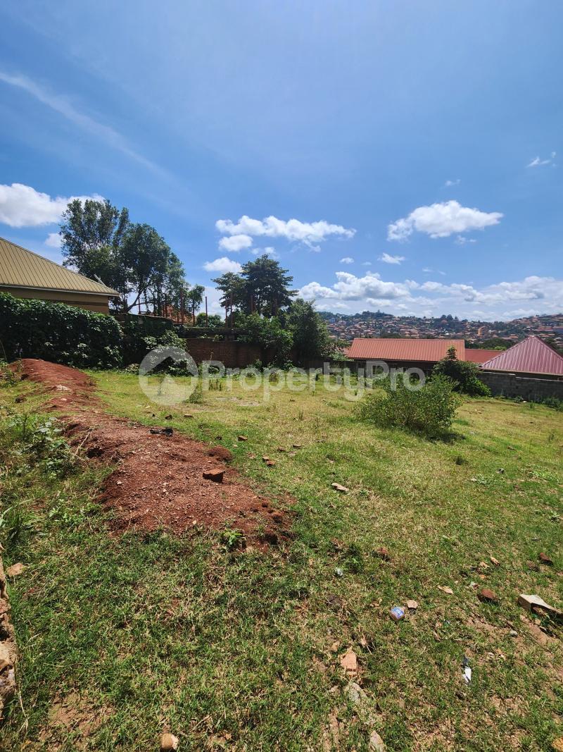 Land for sale Kitende  Ssabagado-Makindye Wakiso Central - 1