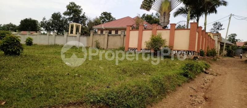 Land for sale Namugongo jogo town  Goma Mukono Central - 4