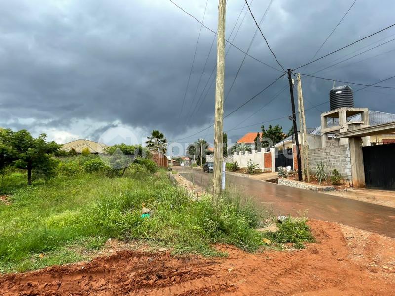 Land for sale Kira shimon road  Kira Wakiso Central - 2