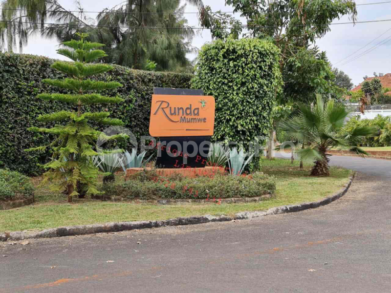 Land for sale Runda Nairobi