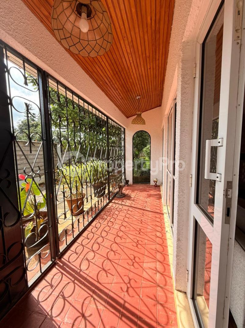 4 bedroom Flat&Apartment for sale Kileleshwa Nairobi
