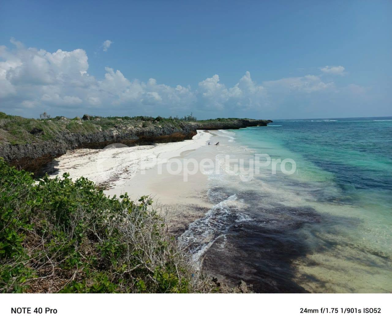 Commercial Land for sale Roka Bofa Beach Kilifi