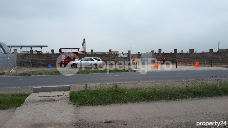 Land for rent Mombasa Rd Nairobi