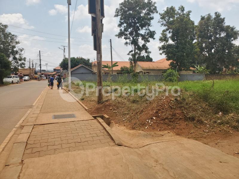 Land for rent Kulambiro mutuba police junction.  Nakawa Kampala Central - 7