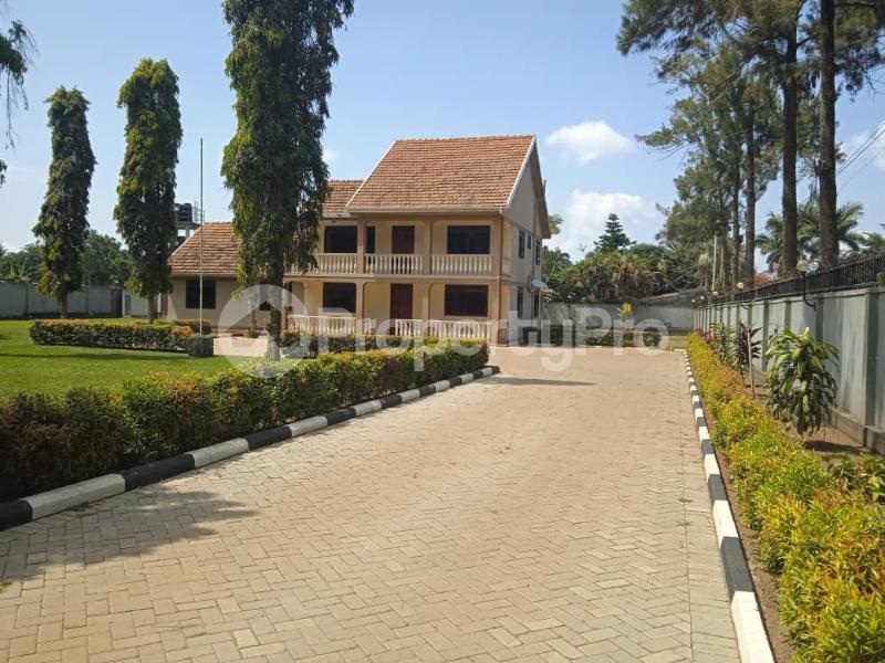 6 bedroom Apartment Block Apartment for rent Entebbe Kampala Central Kampala Central - 0