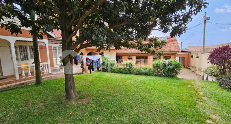 4 bedroom Villa for sale Kyebando Kampala Central Kampala Central - 0