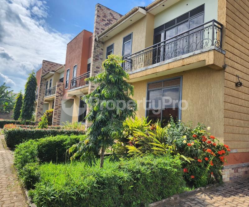 4 bedroom Apartment Block Apartment for sale kulambiro Kampala Central - 1