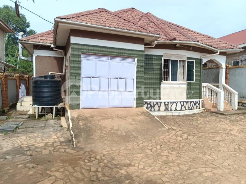 3 bedroom Bungalow Apartment for sale Seeta namugongo  Wakiso Central - 2