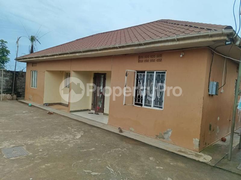 2 bedroom Bungalow Apartment for sale Bweyogerere road  Kampala Central Kampala Central - 4