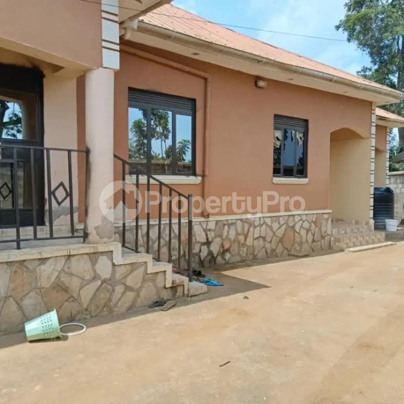 2 bedroom Bungalow Apartment for sale Seeta namugongo road  Bajo Mukono Central - 2