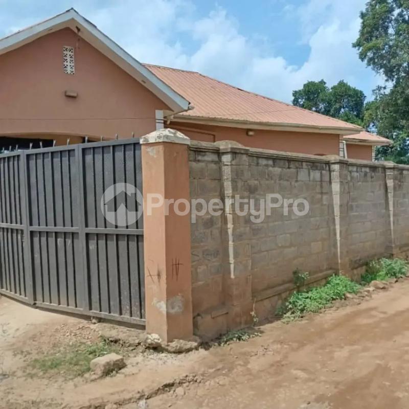 2 bedroom Bungalow Apartment for sale Seeta namugongo road  Bajo Mukono Central - 1