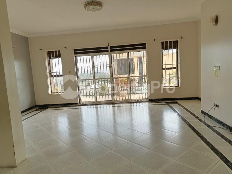 4 bedroom Villa for sale Namugongo sonde town hill view estate  Kira Wakiso Central - 3
