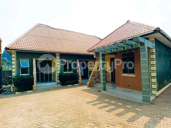2 bedroom Apartment for sale Kira road  Kira Wakiso Central - 0