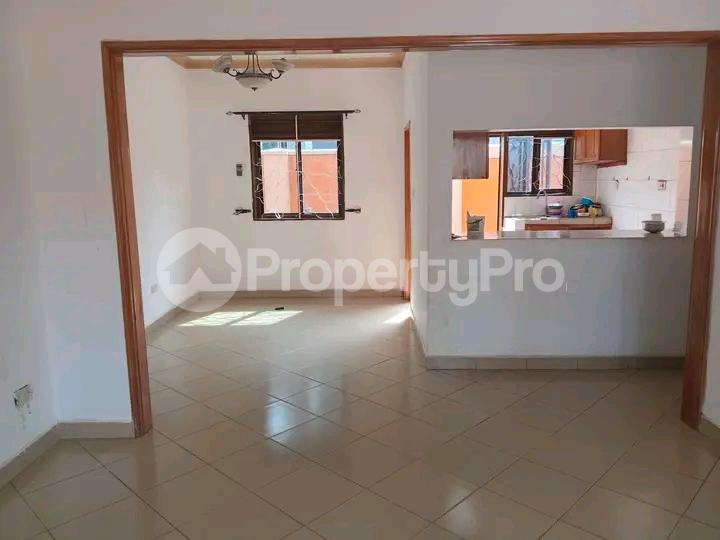 5 bedroom Bungalow Apartment for sale Kisaasi road  Kampala Central Kampala Central - 5