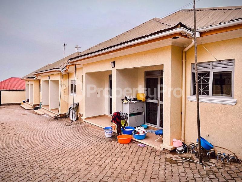 1 bedroom mini flat  Apartment for sale Kyaliwajjala road  Kampala Central Kampala Central - 1